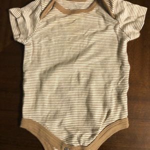 👶🏻 Faded glory onesie